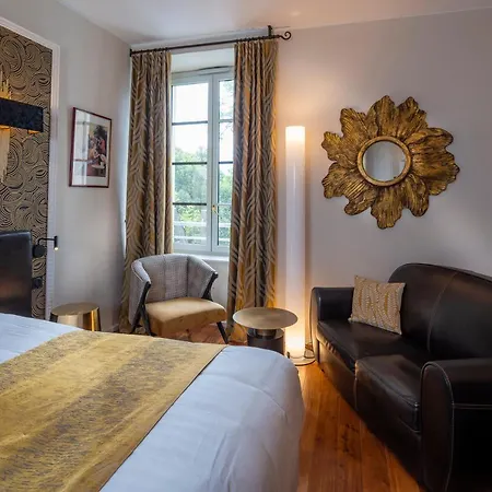 Chateau De - & Hotel