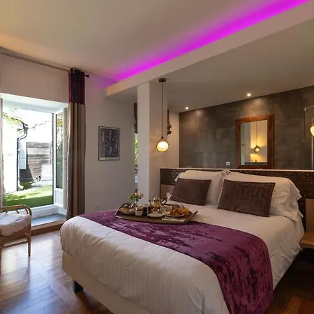 Otel Chateau De - & Siran (Herault)