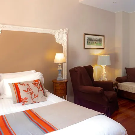 Otel Chateau De - &