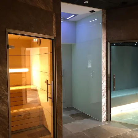 Otel Chateau De - & 4*