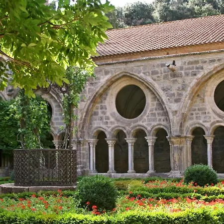 Chateau De - & 4*