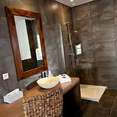 Chateau De - & Hotel 4*