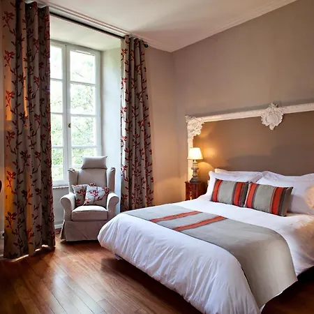 Отель Chateau De - & 4*